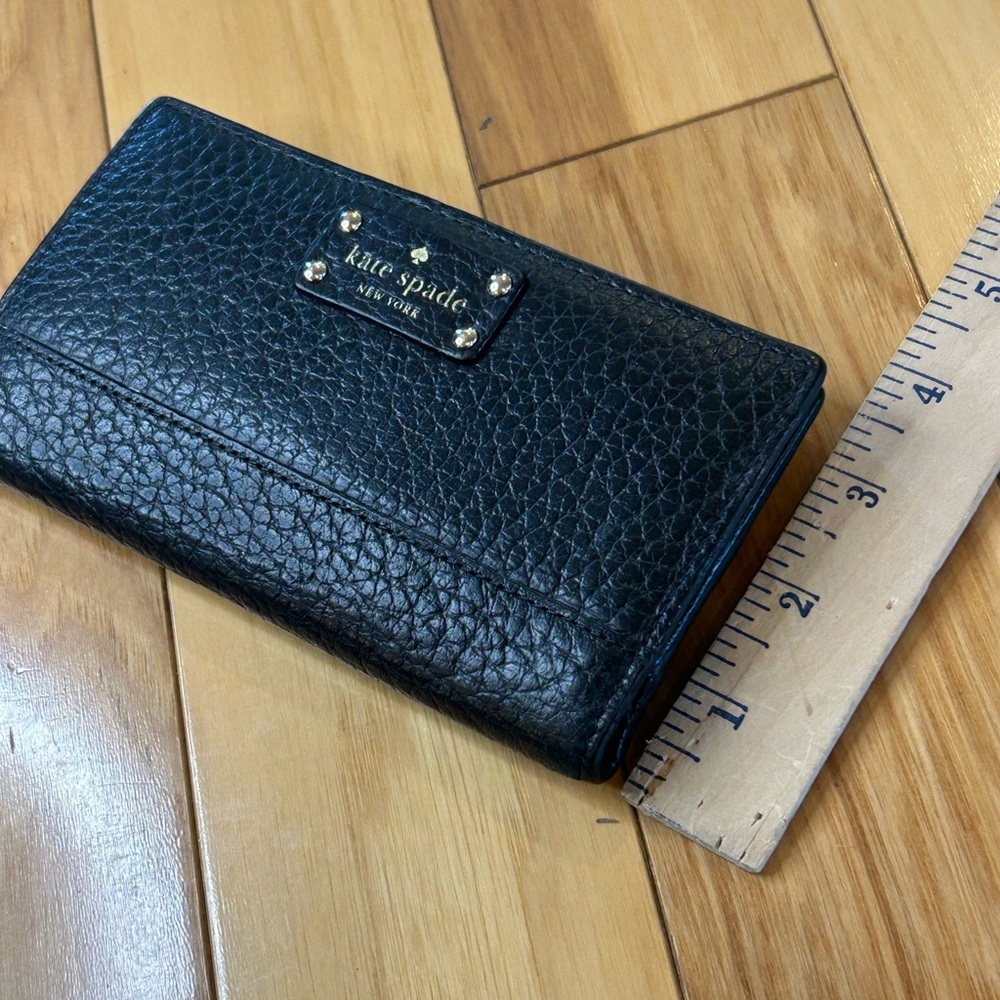 Kate Spade Bay Street Stacy Black Leather Wallet - Picture 11 of 11
